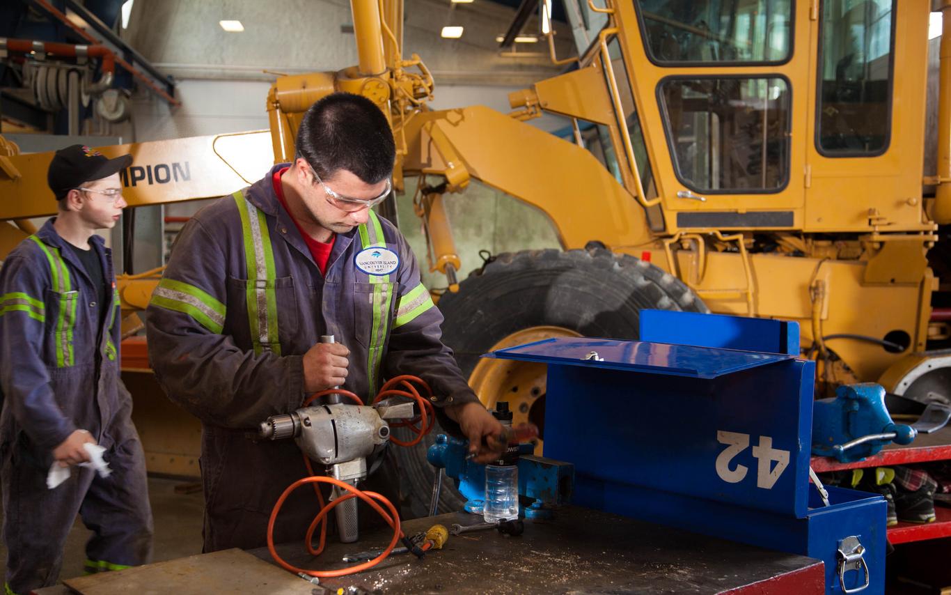 Heavy Duty Mechanics in VIU's garage